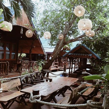 Ruennamyen Resort Amphawa Samut Songkhram Екстер'єр фото