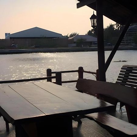 Ruennamyen Resort Amphawa Samut Songkhram Екстер'єр фото