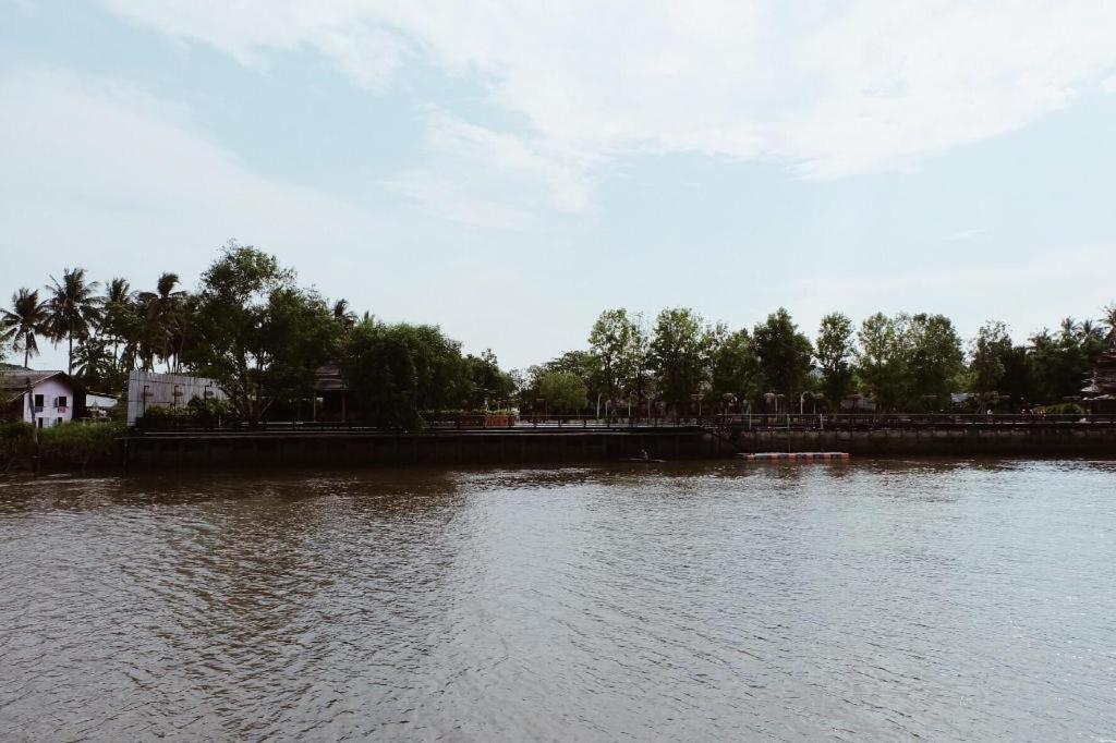 Ruennamyen Resort Amphawa Samut Songkhram Екстер'єр фото