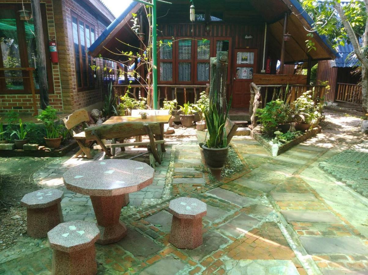 Ruennamyen Resort Amphawa Samut Songkhram Екстер'єр фото